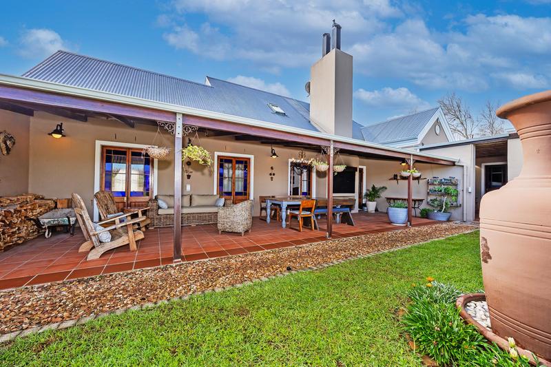 4 Bedroom Property for Sale in Vierlanden Western Cape